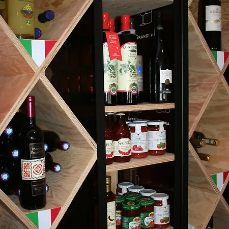 Les Italiens Hotel 2*