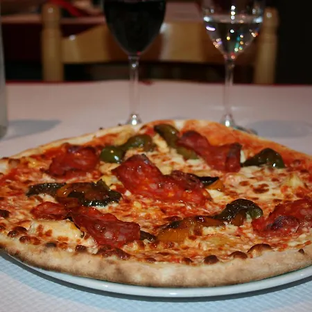 Les Italiens Hotel