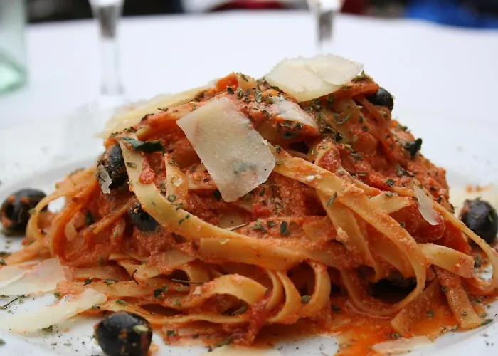 Les Italiens Hotel 2*