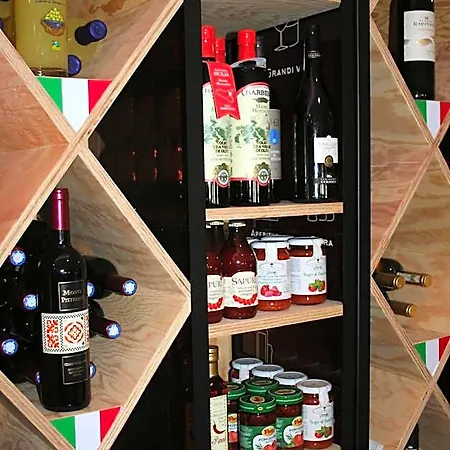 Szálloda Les Italiens 2*