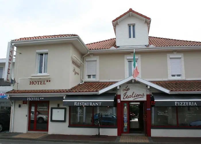 Les Italiens فندق بيسكاروس