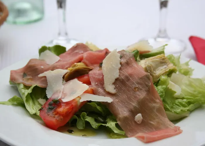 فندق Les Italiens 2*