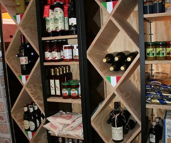 فندق Les Italiens 2*