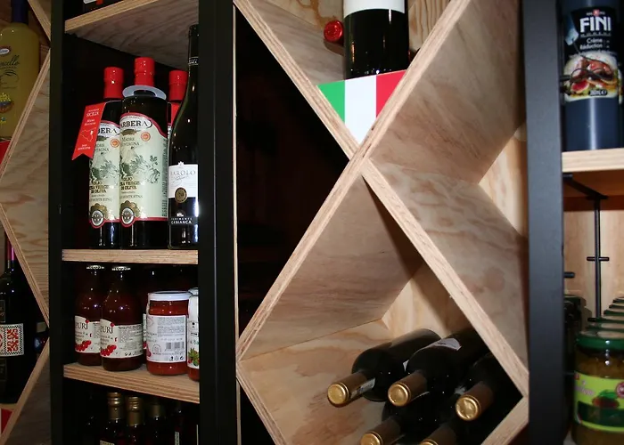 Les Italiens فندق بيسكاروس